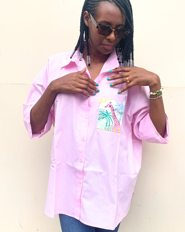 Oversized Shirt in Pink with Summertime Giraffe Pocket