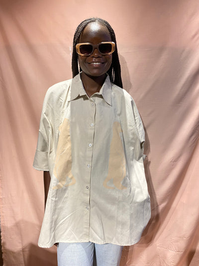 Oversized Shirt in Beige with Meerkat Print