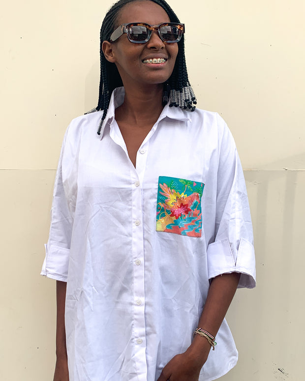 Oversized Shirt in White with Baby Zebra Pocket