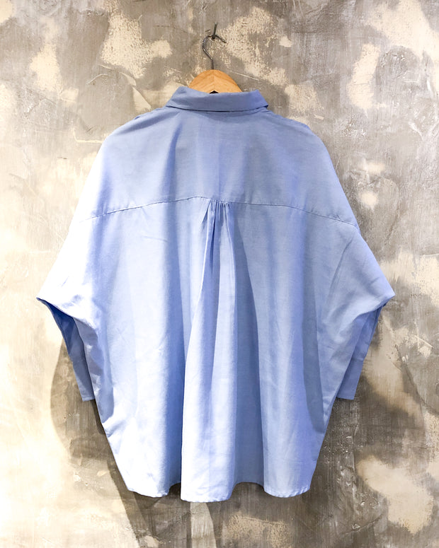 Oversized Shirt in Blue with White Giraffe Print