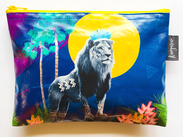 Stand Tall Simba Pouch